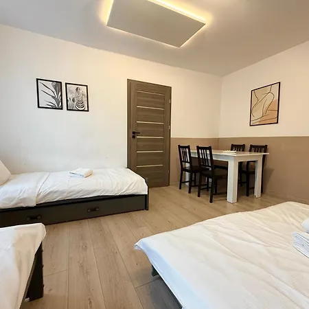 Apartman Park Lesnicki Homely By Bookinghost Wrocław